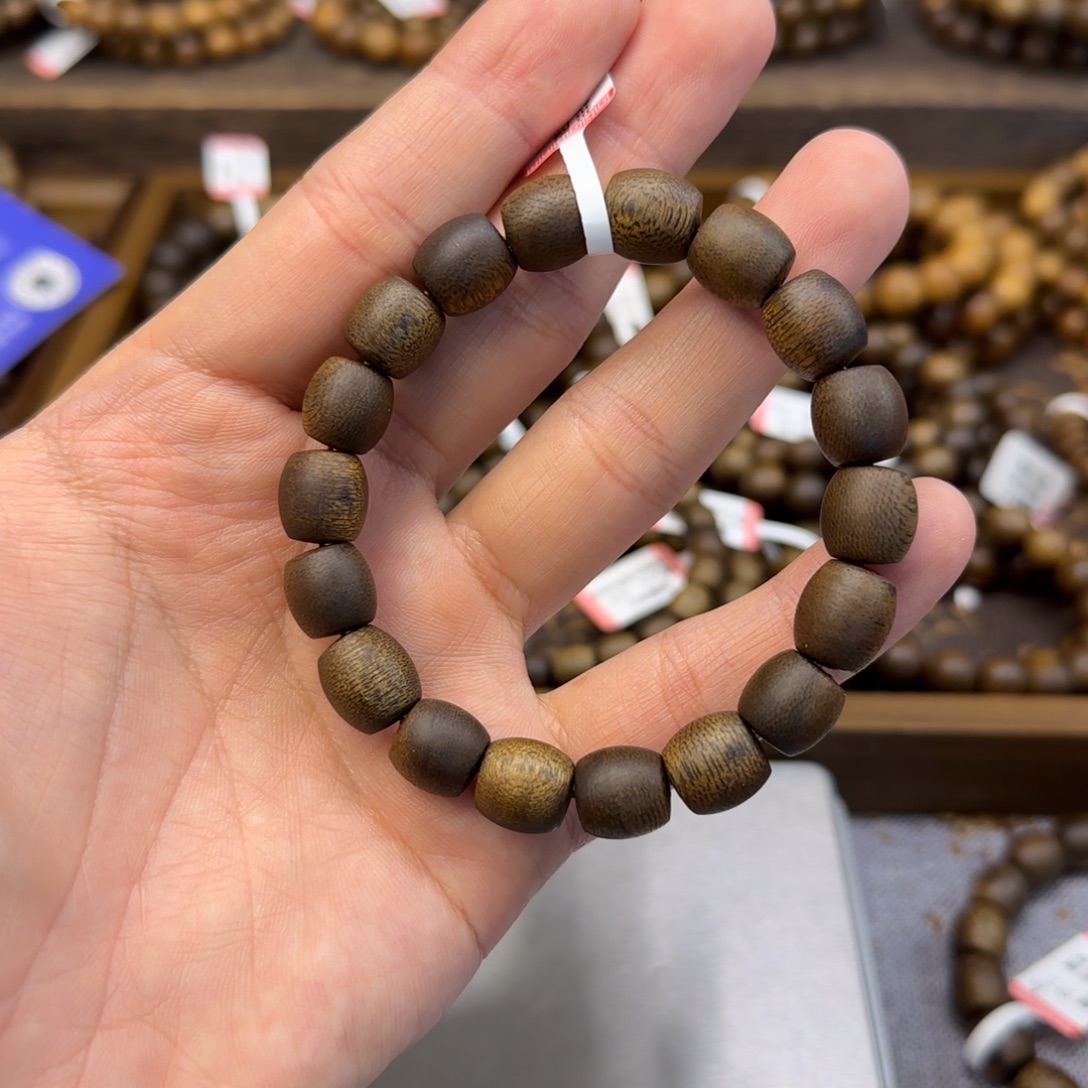 沉香沉香碎屑10鼓珠海南老白棋99沉