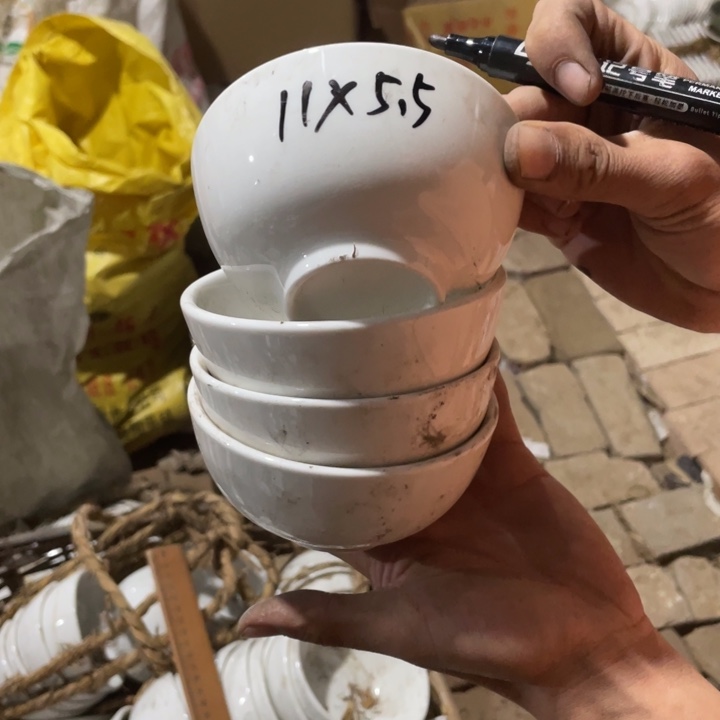 玻璃手工艺品陶瓷盘子碗都有4个