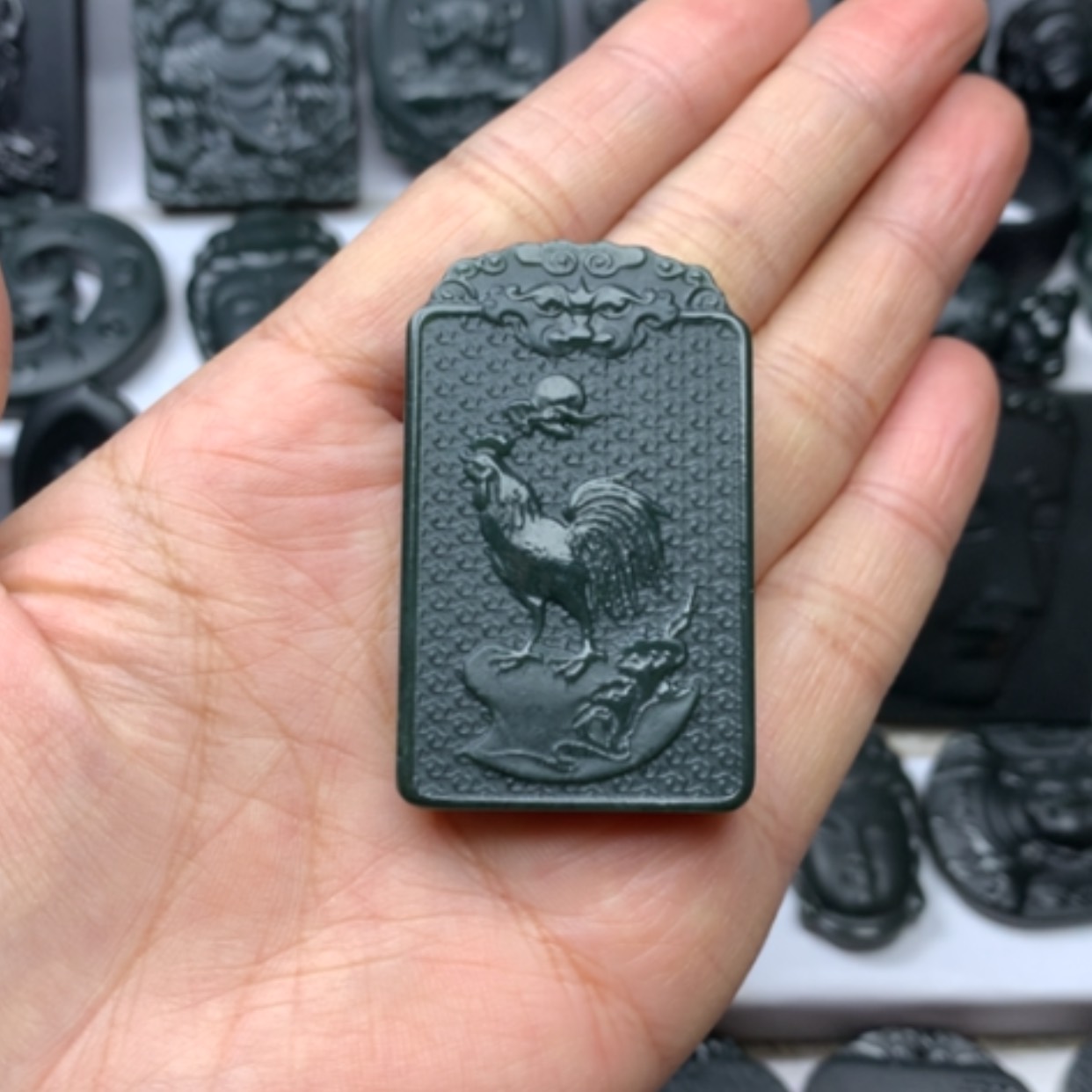 【闪购商品】和田玉颈饰未镶嵌业***?双面雕刻