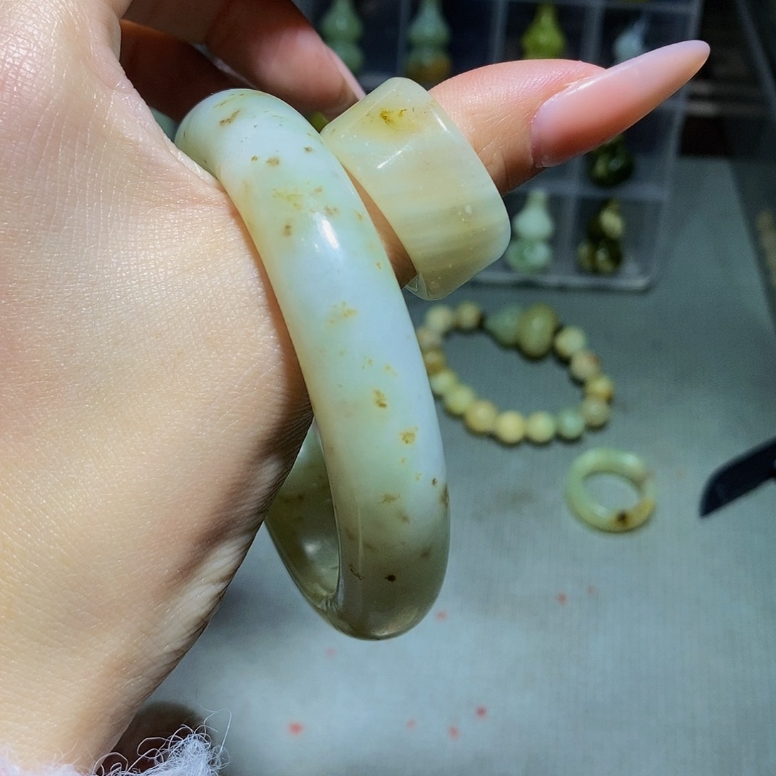 未镶嵌蛇纹石玉其他257