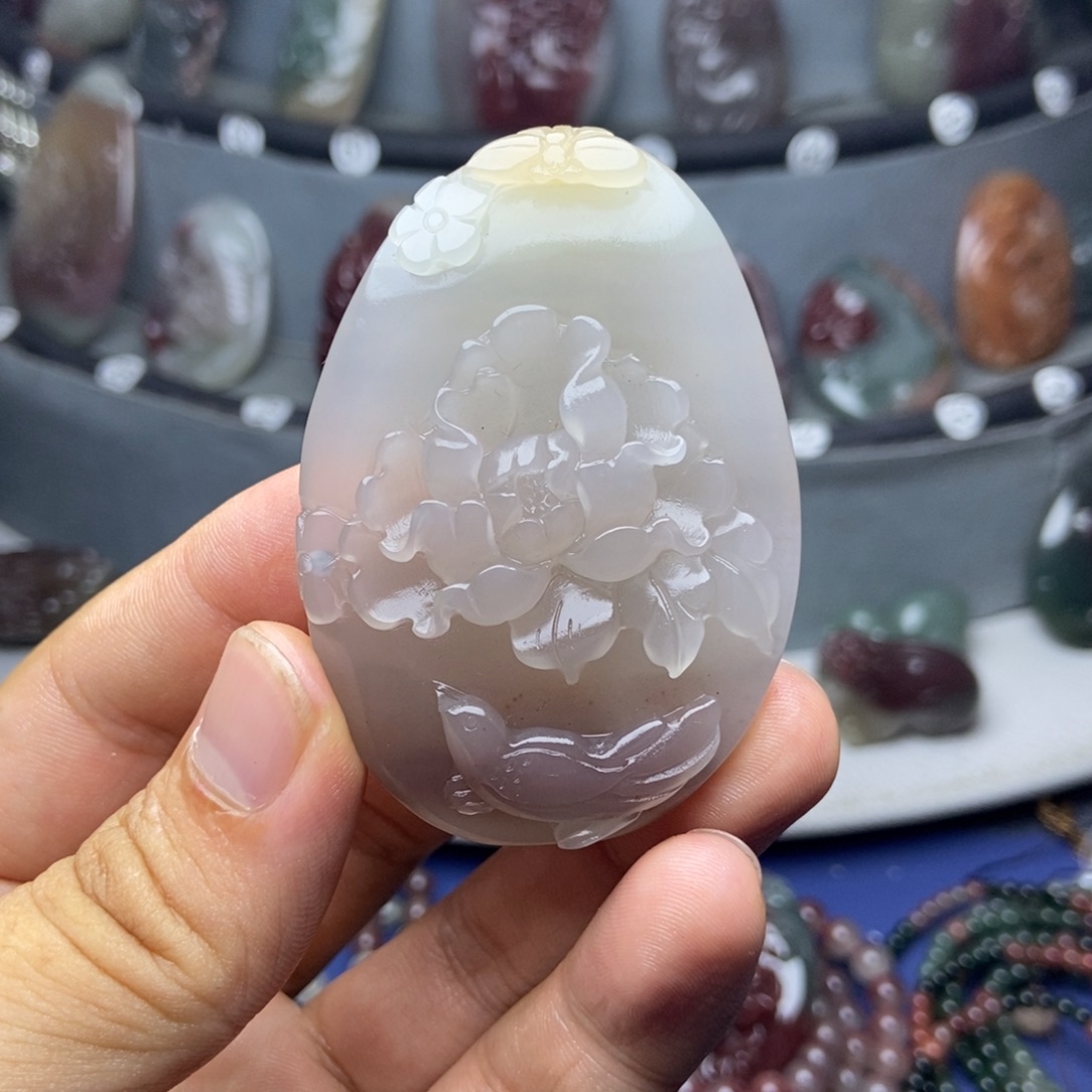o***e未镶嵌颈饰玛瑙/玉髓