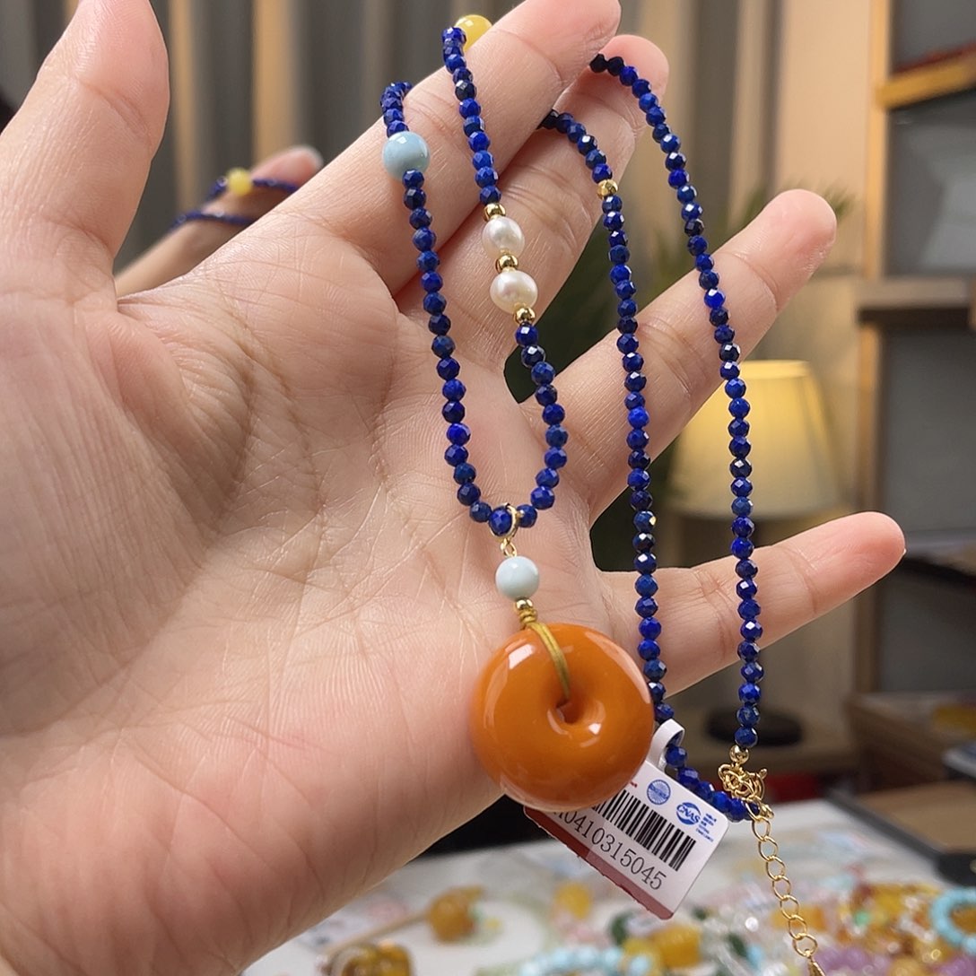 琥珀裸石未镶嵌蜜蜡吊坠