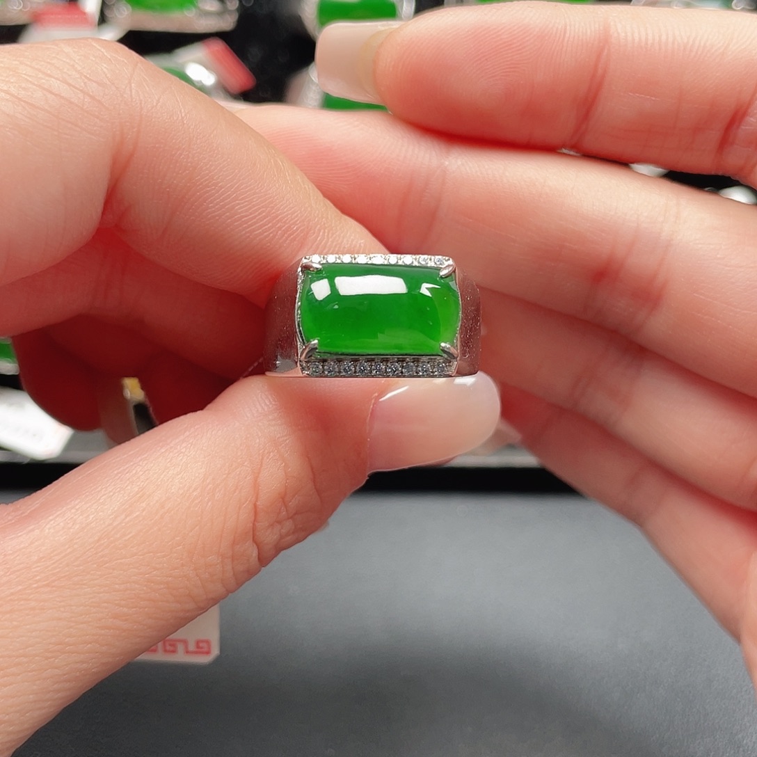 夜***虎翡翠银S925镶嵌戒指没有运费险3680