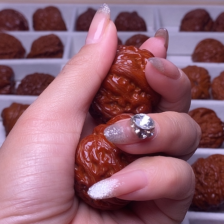 龙***爷吊坠文玩核桃文玩