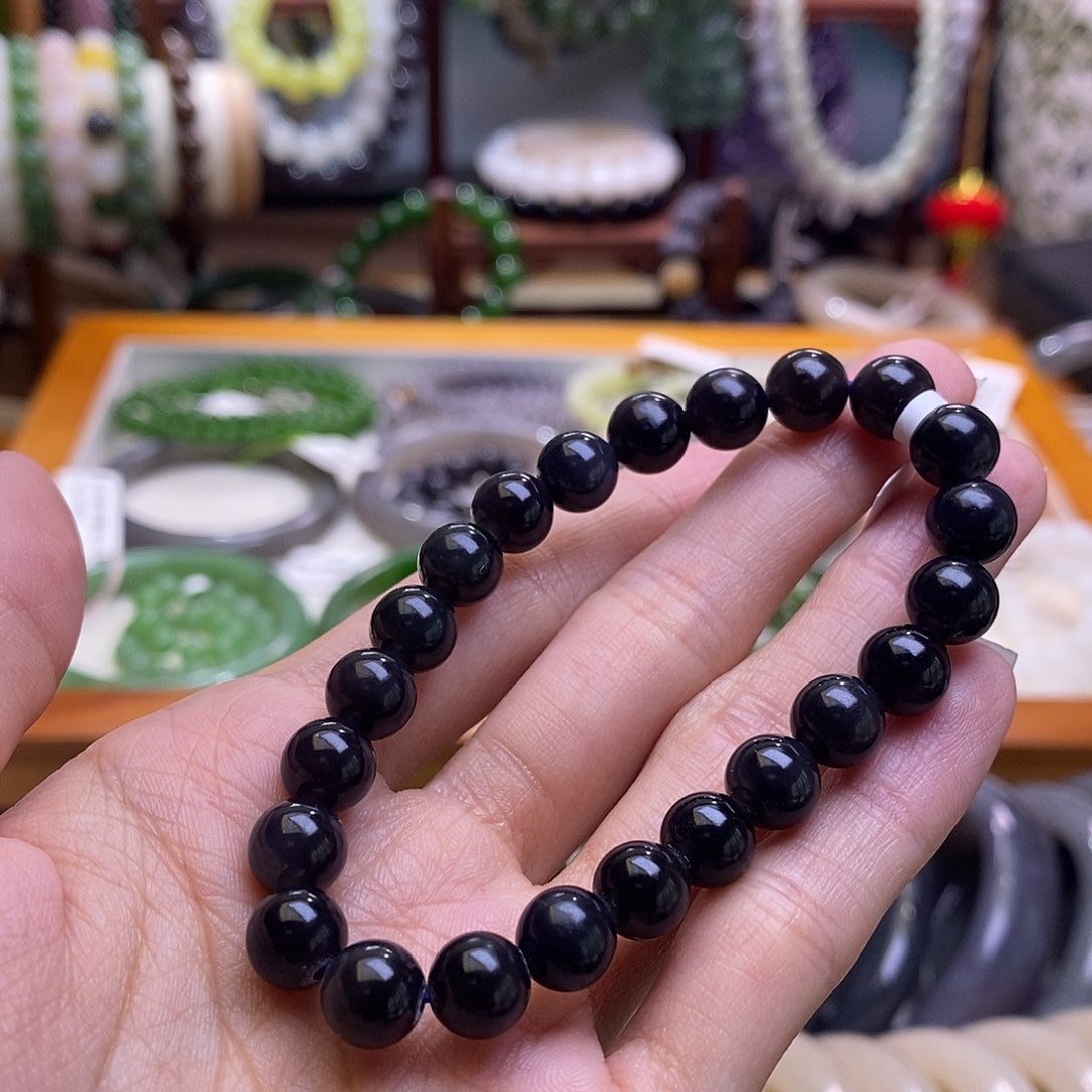 颈饰未镶嵌和田玉烟紫帝王紫手串8MM