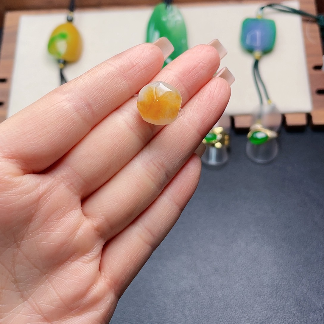 翡翠散珠冰黄翡单珠