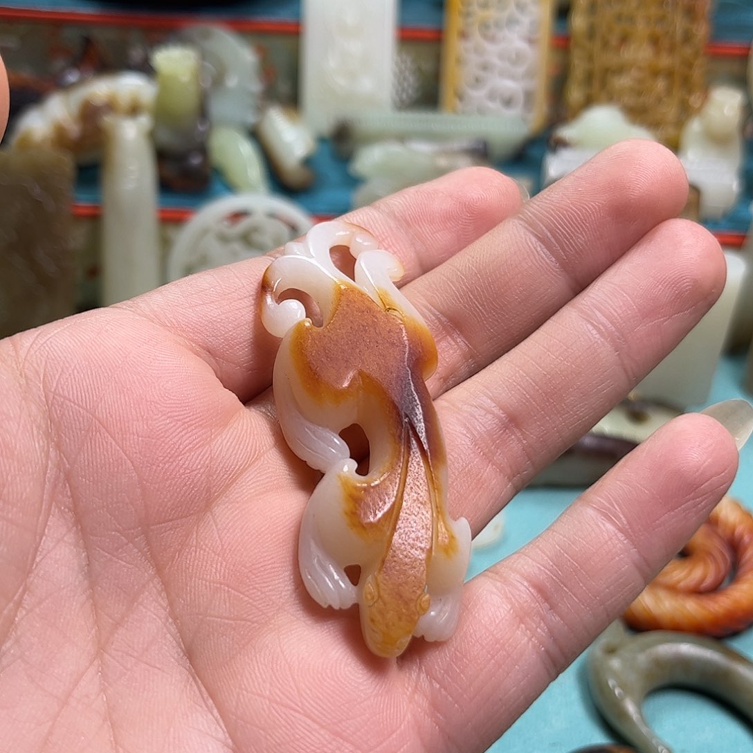 和田玉（糖玉）未镶嵌挂件龙*?