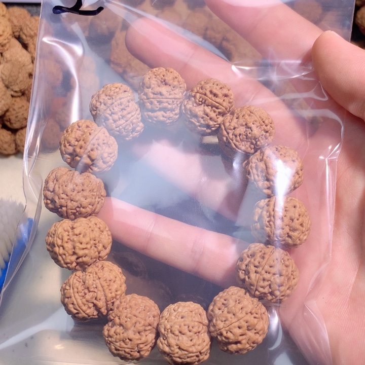 吊坠金刚菩提建****人2。       