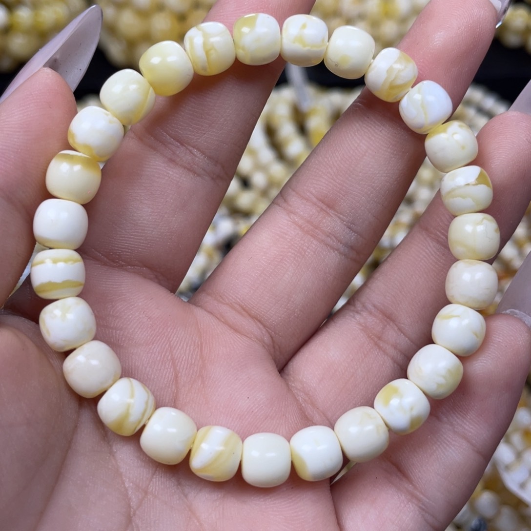 蜜蜡未镶嵌珠宝奇石7.6m