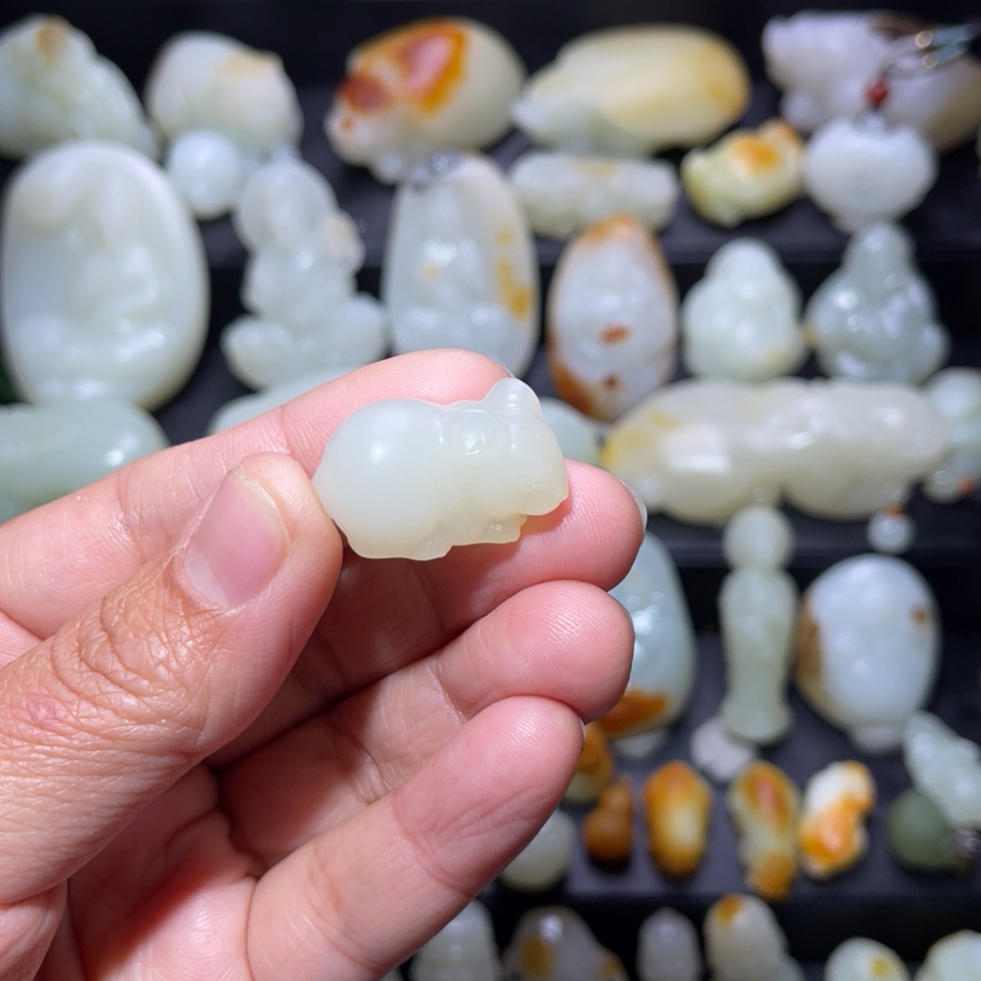 和田玉颈饰未镶嵌