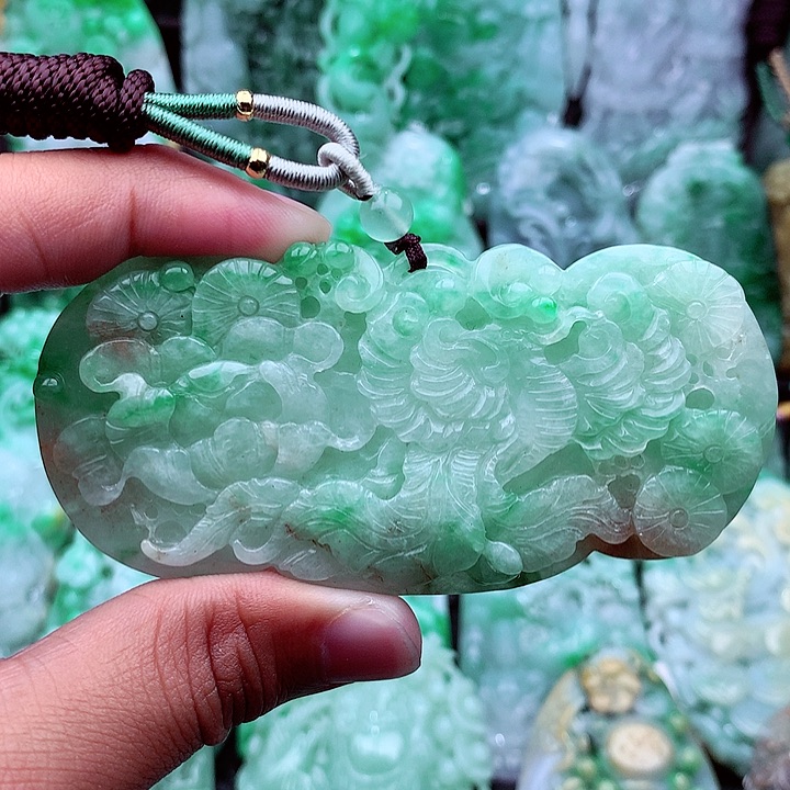 翡翠吊坠(不含链)未镶嵌