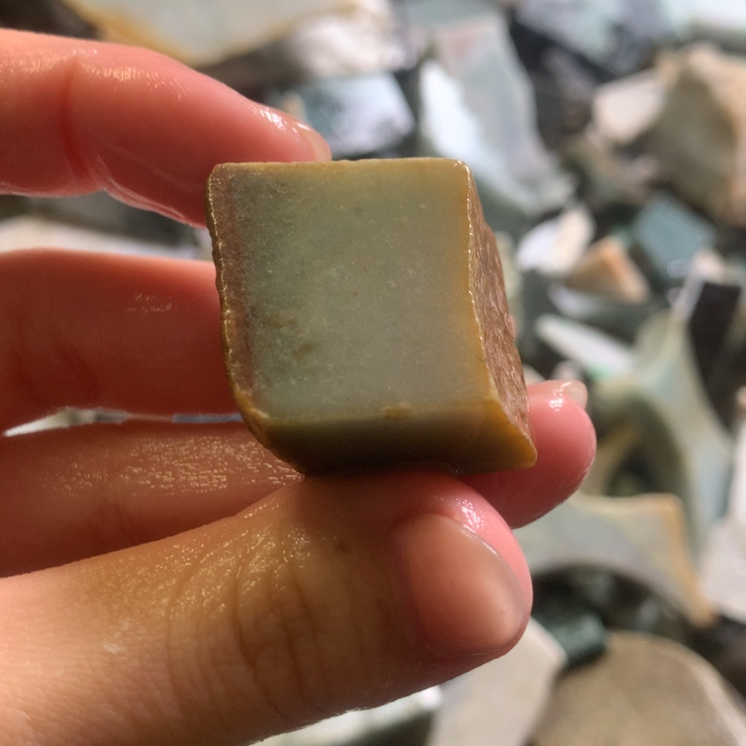 翡翠颈饰未镶嵌缅甸翡翠