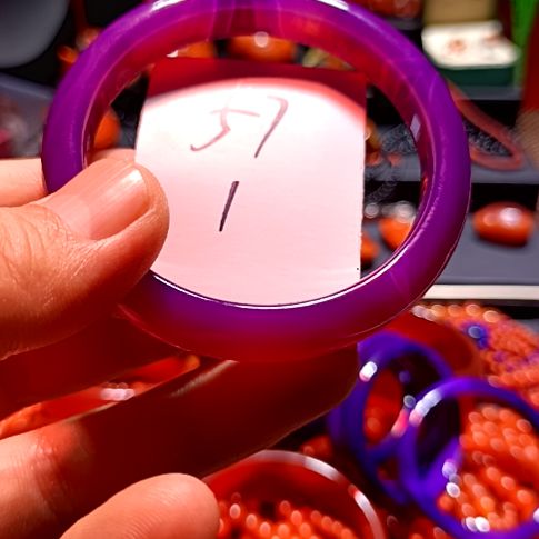 玛瑙/玉髓手镯未镶嵌