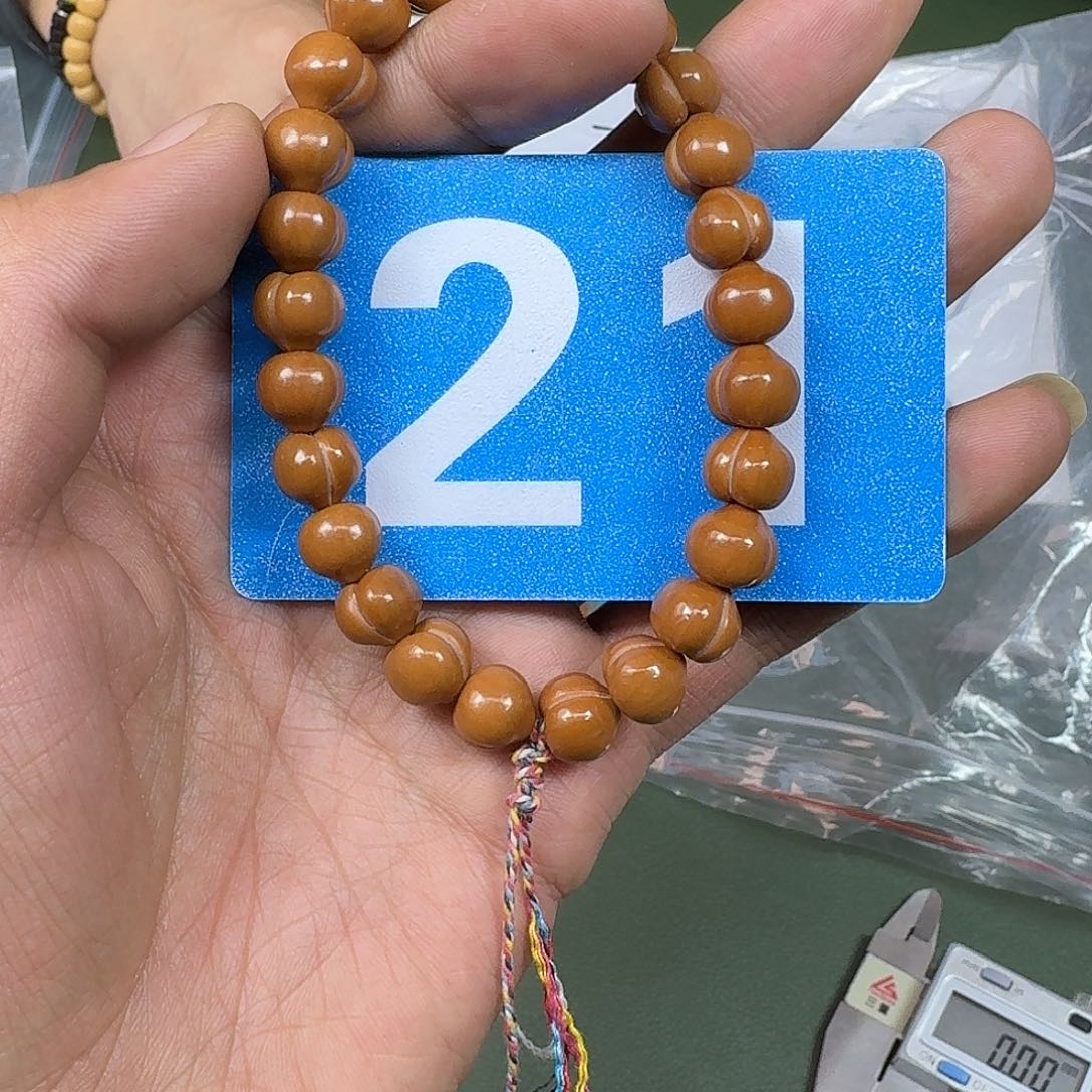 猴头核桃吊坠10屁桃机工。21