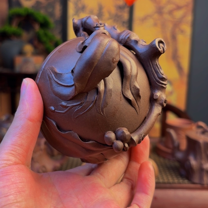 ?****?是因为她太喜欢她这个男人