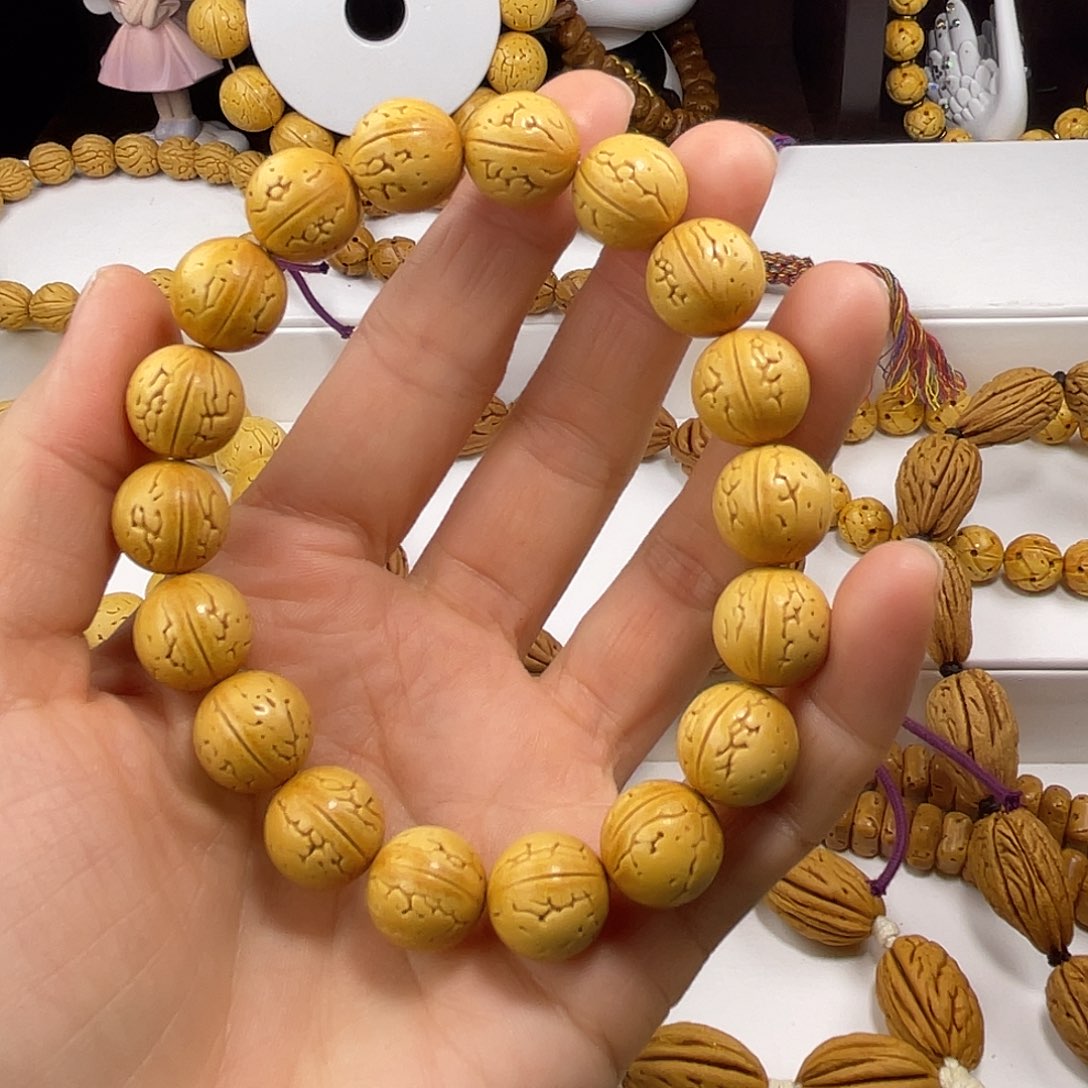 杨***哥东北脑纹桃核13奶油核正圆