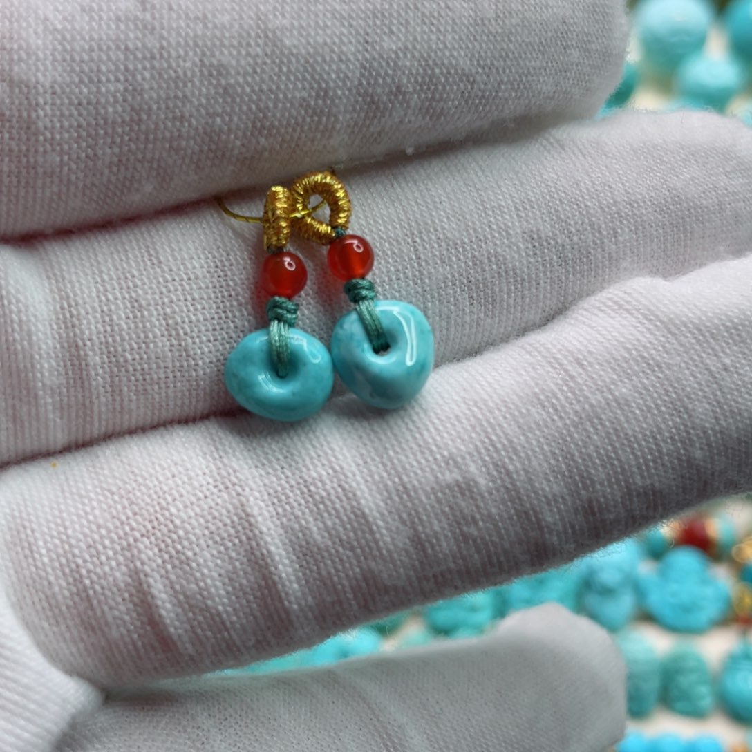 南红玛瑙颈饰未镶嵌