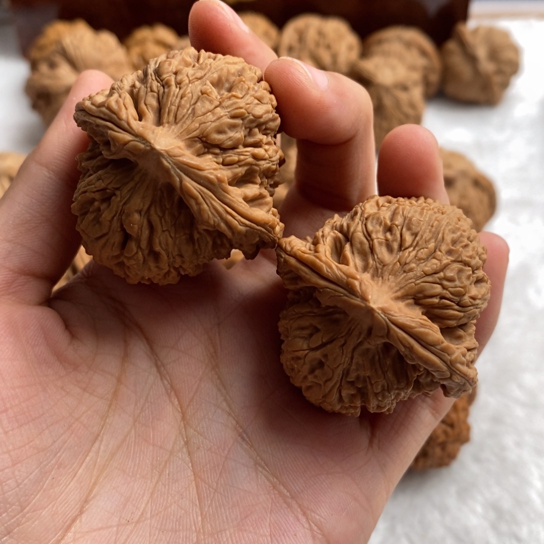 文玩核桃吊坠无***樂南疆石