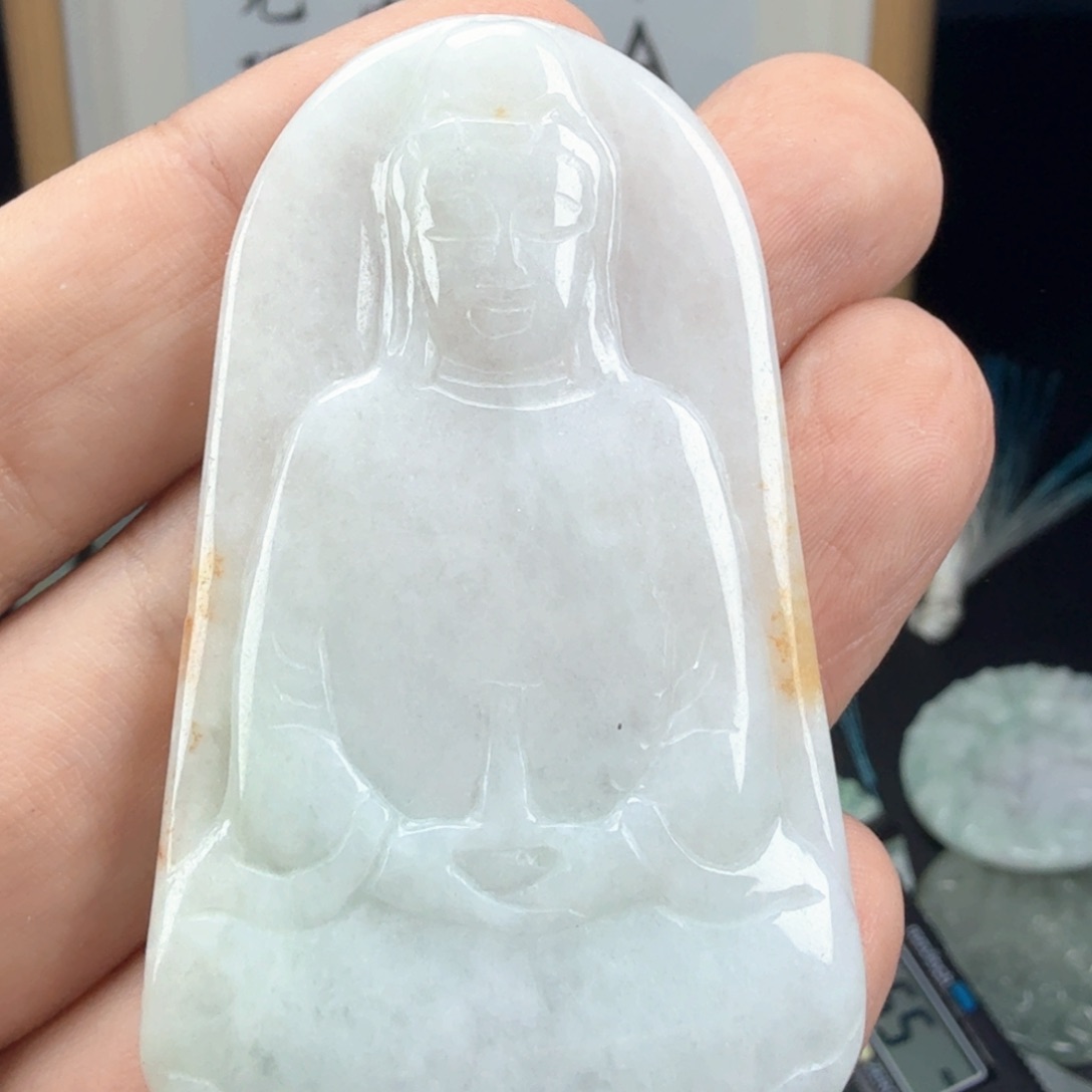 翡翠挂件未镶嵌翡翠