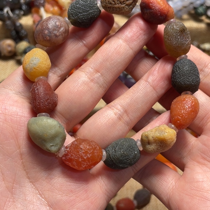 同***顺玛瑙/玉髓合金手链