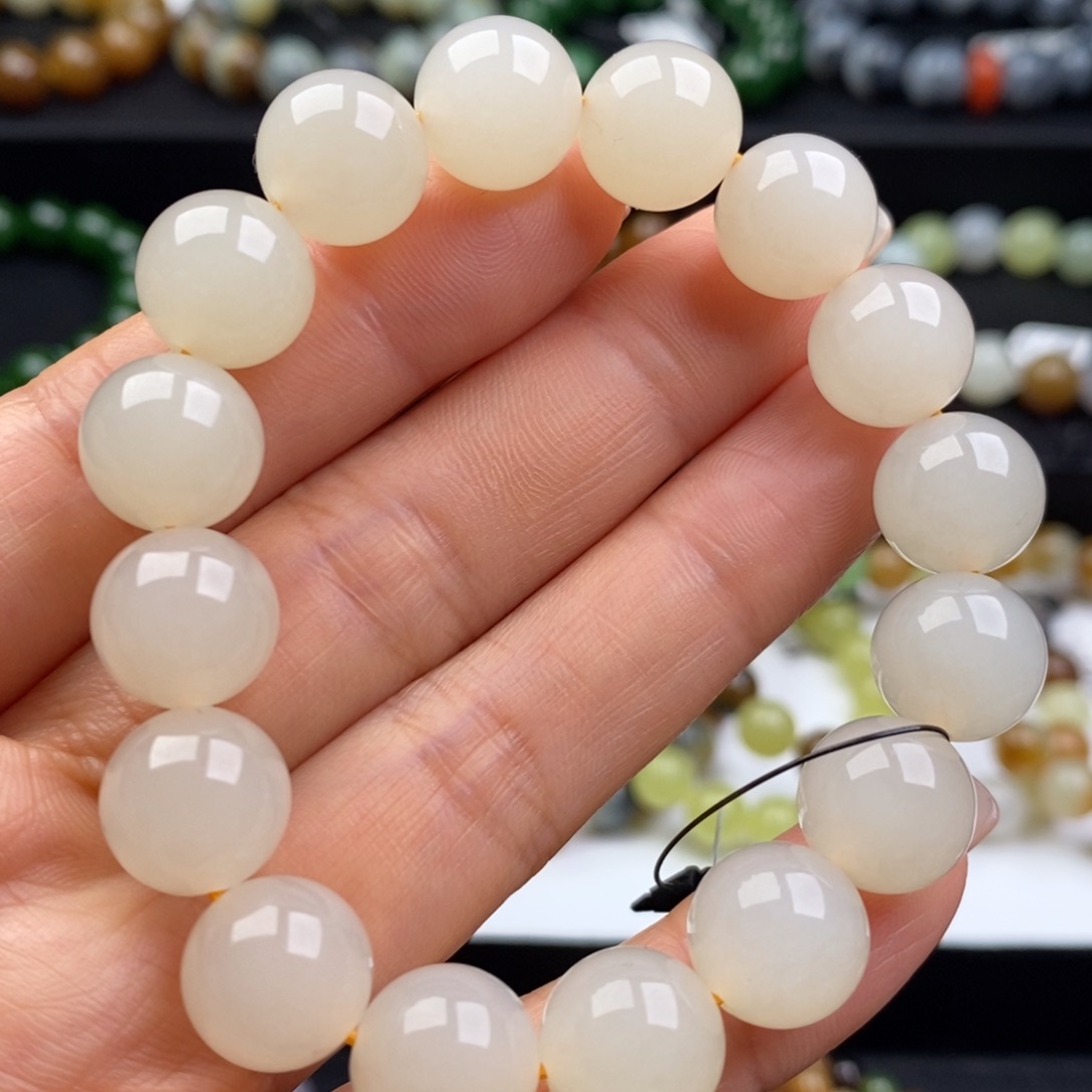 和田玉未镶嵌手串