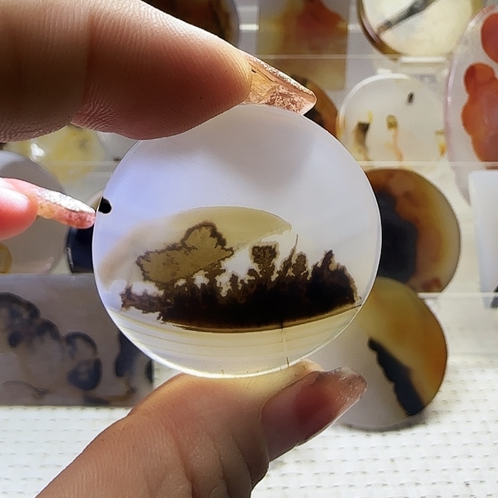 玛瑙/玉髓未镶嵌珠宝奇石