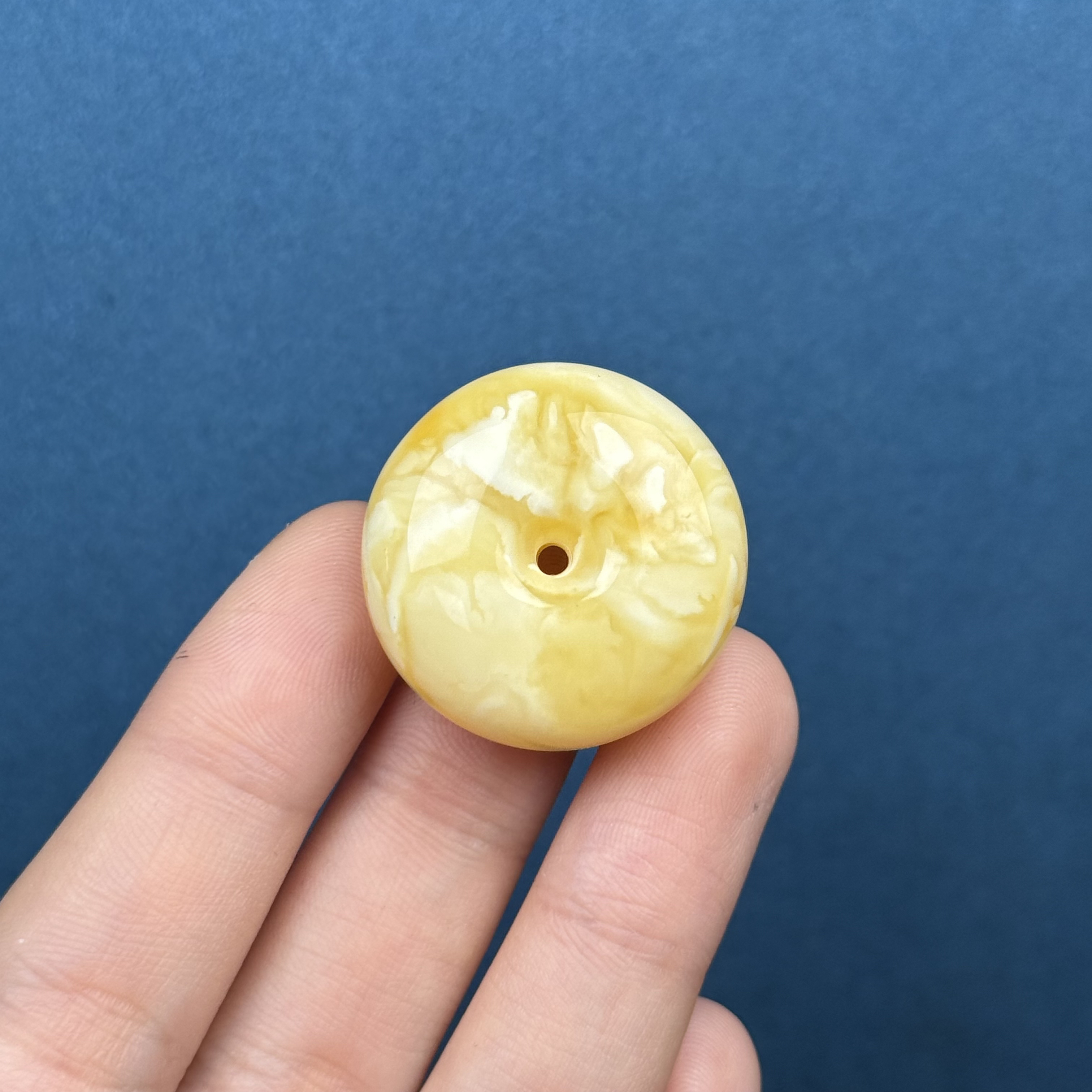 Y7313天然原矿蜜蜡 妖花平安扣 28.7*14mm支持复检 假一罚十