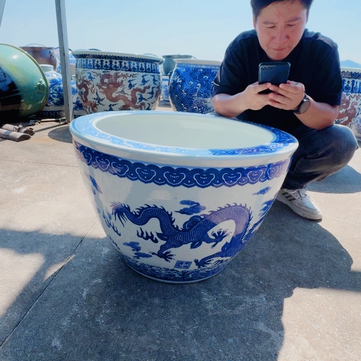 瓷片直径62，高42。。。。