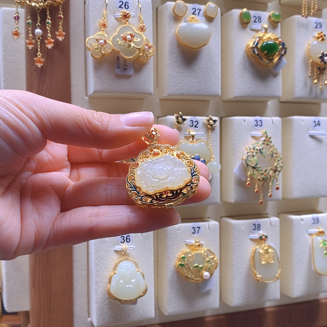 和田玉颈饰银S925镶嵌