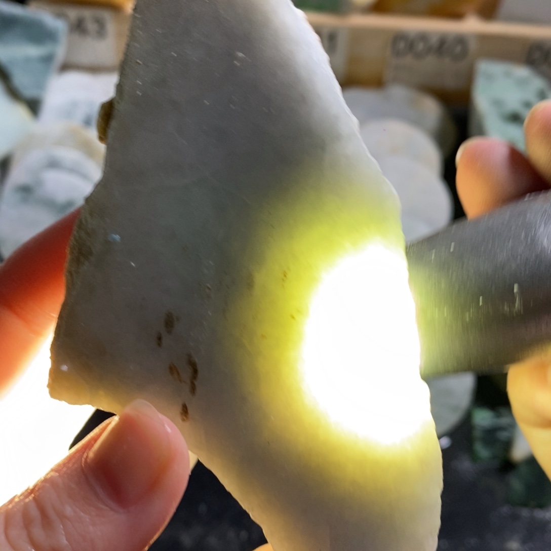 颈饰未镶嵌翡翠天然翡翠