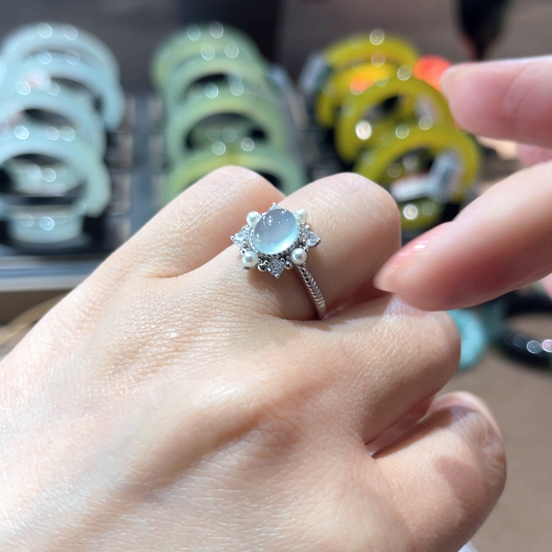 岫玉手镯未镶嵌手镯