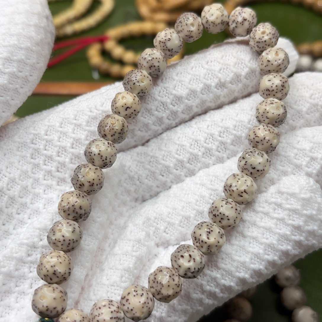 星月菩提吊坠G****B8.5➕二次圆福利款手持