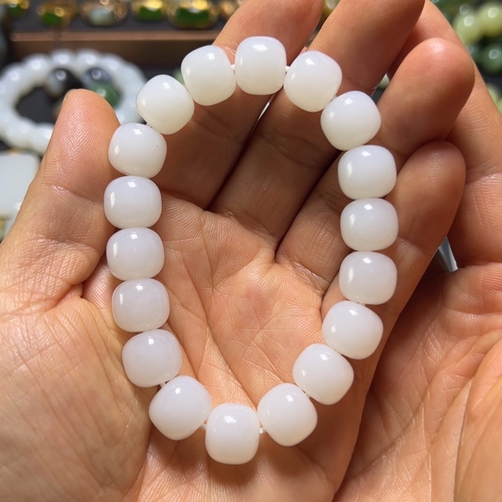 和田玉手串卡12未镶嵌令*冲