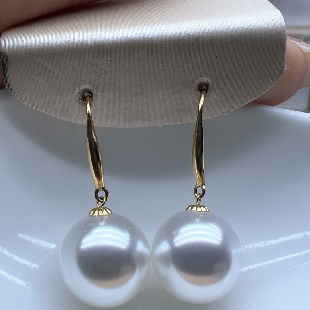 18K金镶嵌淡水珍珠耳饰