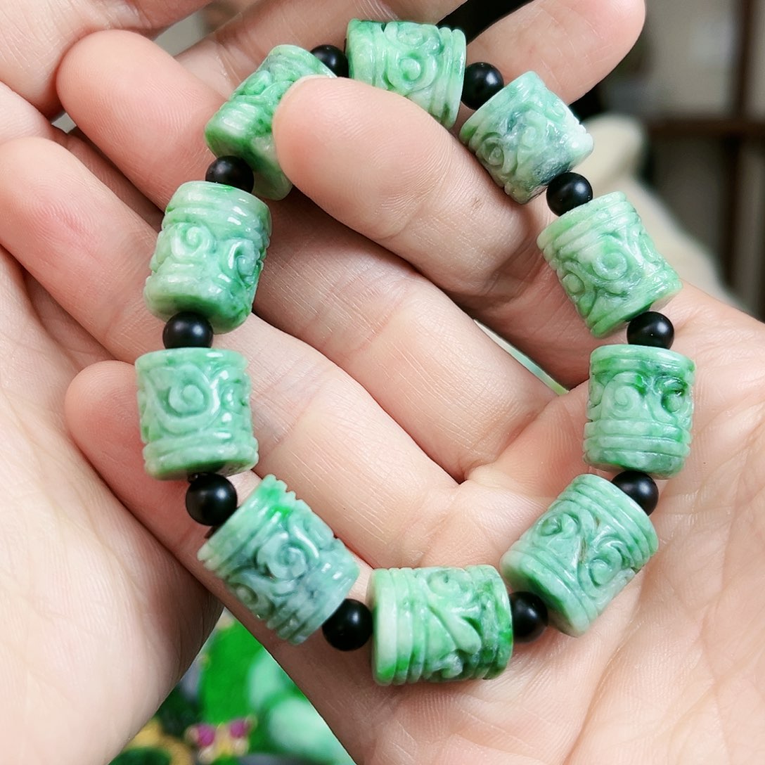 翡翠手链未镶嵌手链