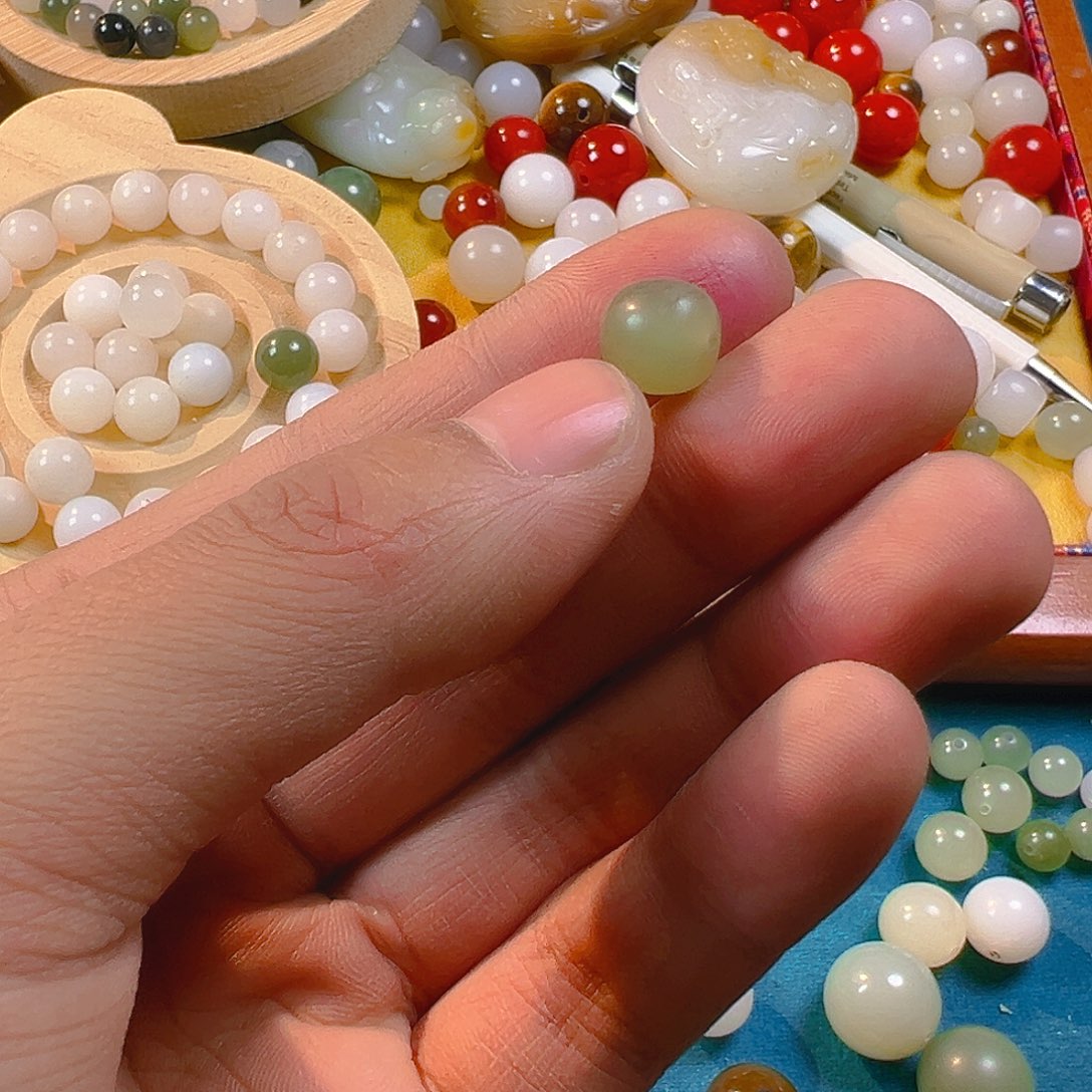 和田玉卡9x10散珠未镶嵌