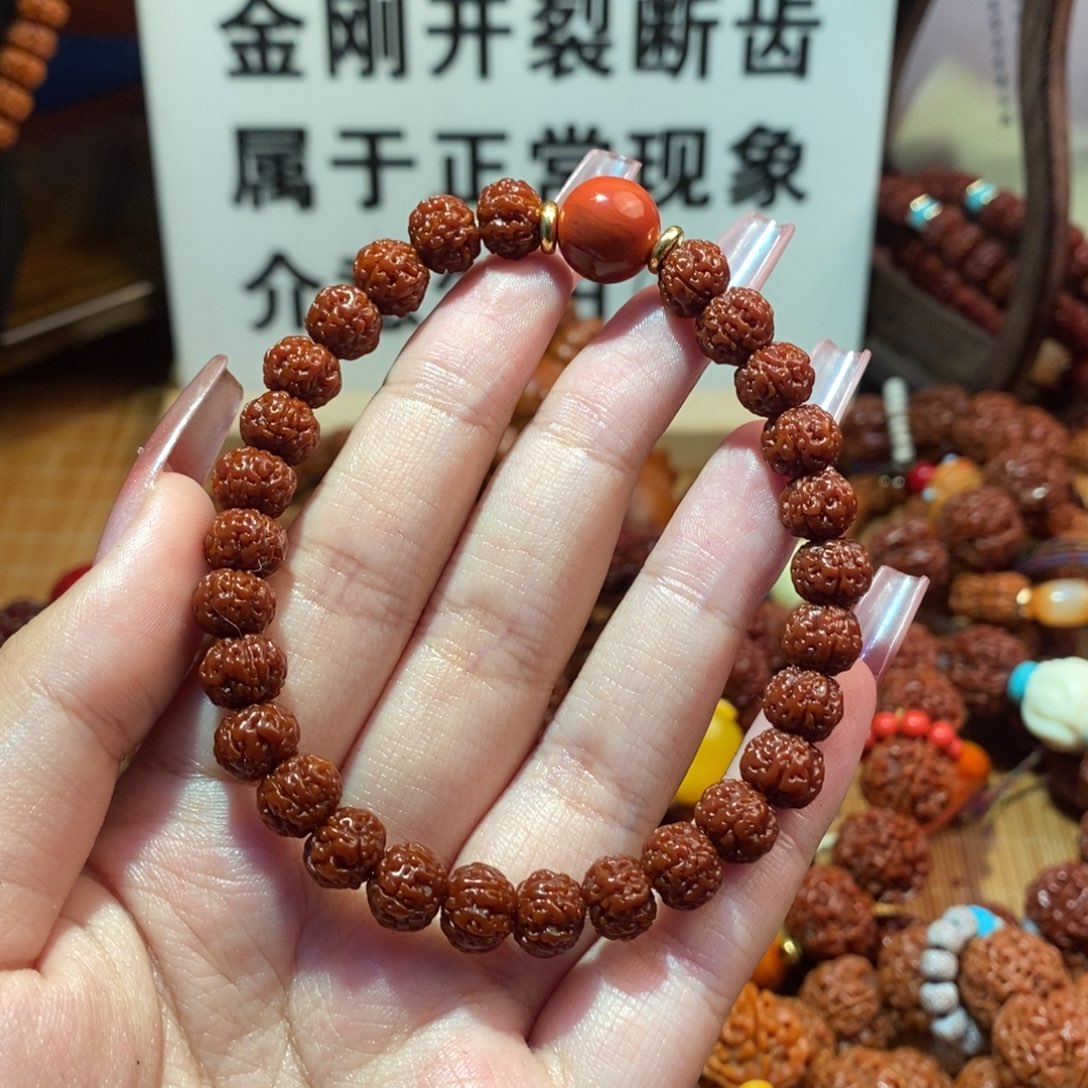 金刚菩提手串9单圈配饰红