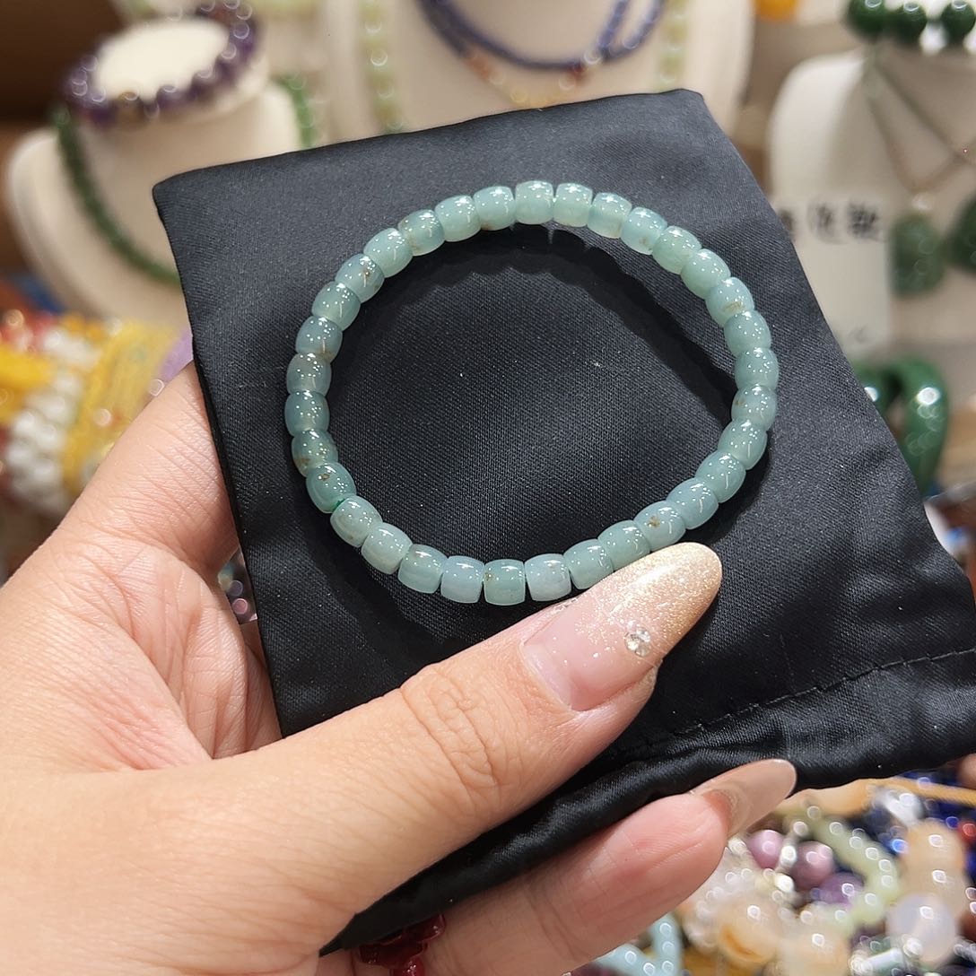 未镶嵌手链翡翠轩**呀