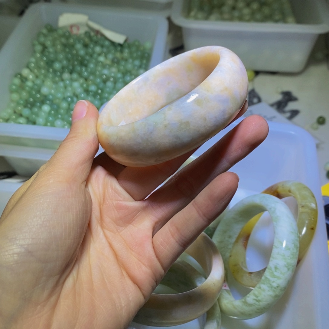 【闪购商品】蛇纹石玉颈饰未镶嵌118