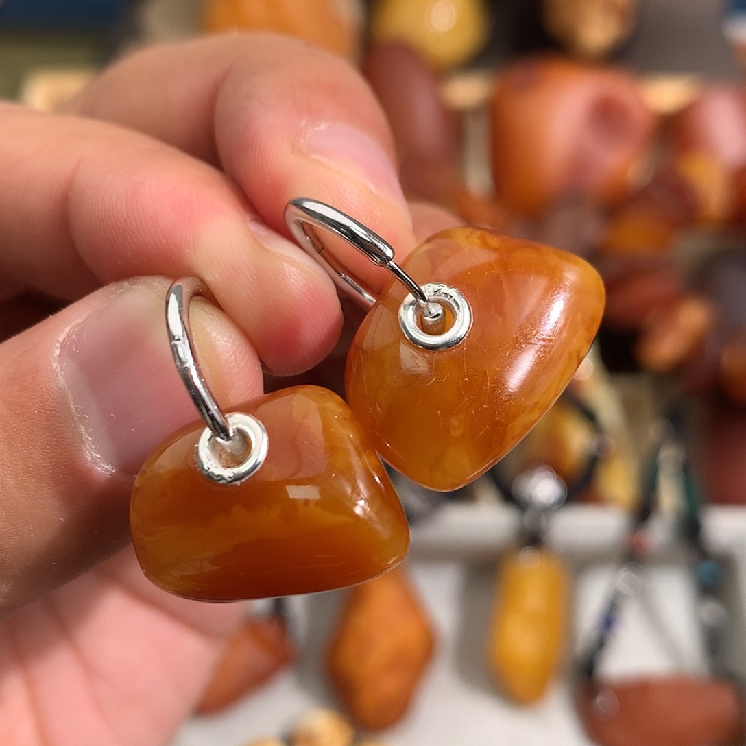 蜜蜡裸石未镶嵌你