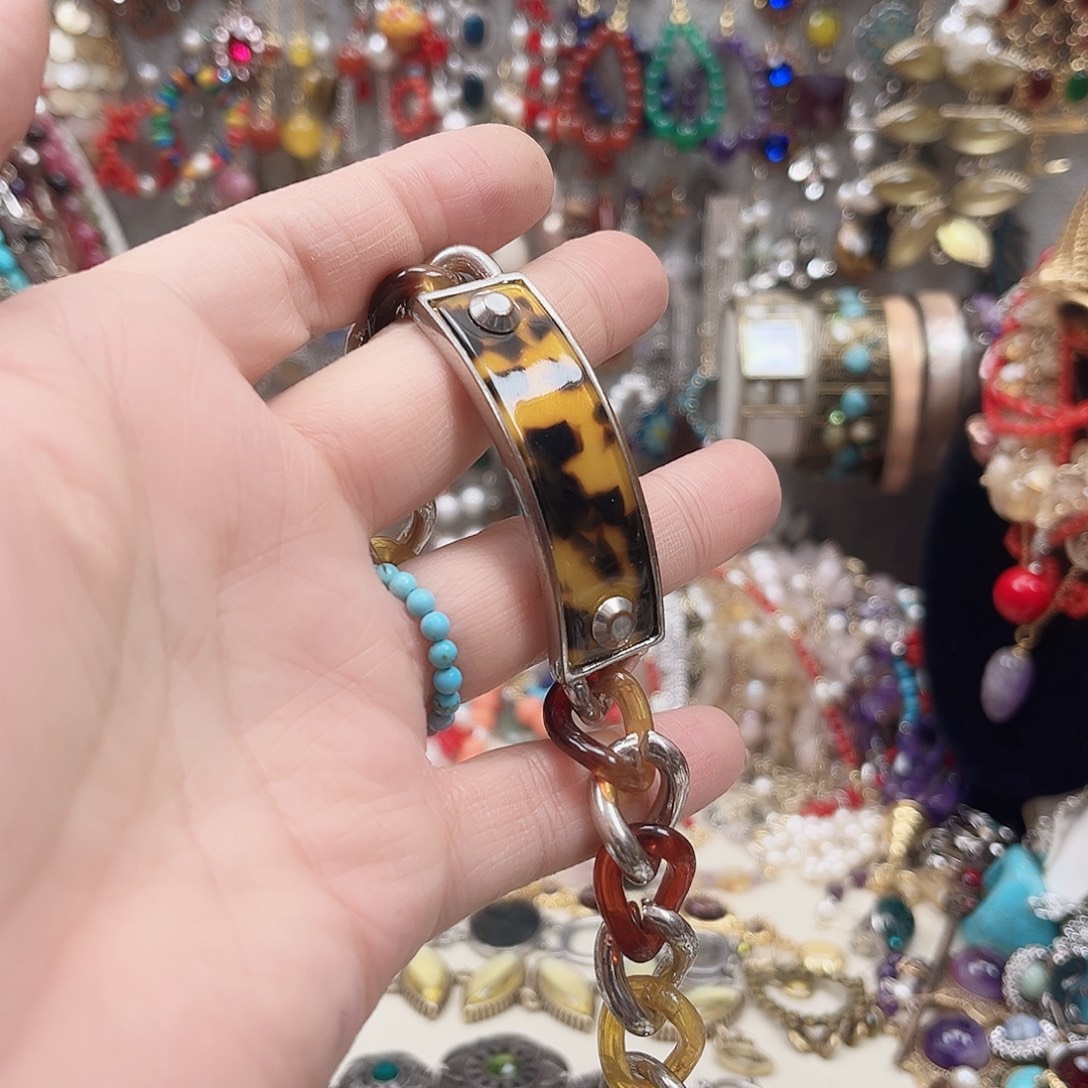 锌合金银色豹纹手链