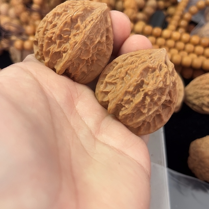 文玩核桃把件40左右灯笼，编号014