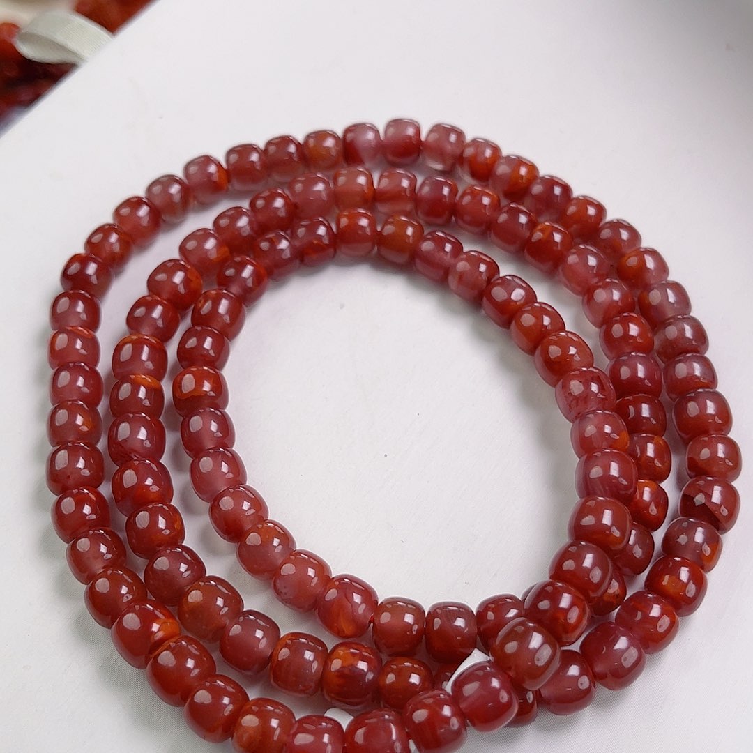 把***海南红玛瑙未镶嵌手链瓦西高货牛血红老型多圈7mm