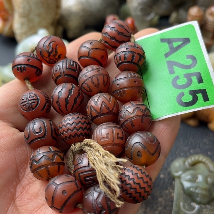 玛瑙/玉髓颈饰合金