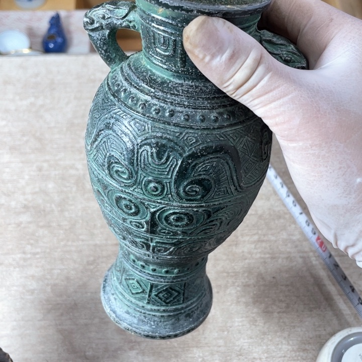 用****0新亿阁祝福大家新年快乐