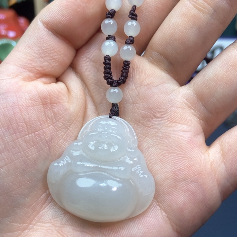 【闪购商品】和田玉颈饰未镶嵌笑**云