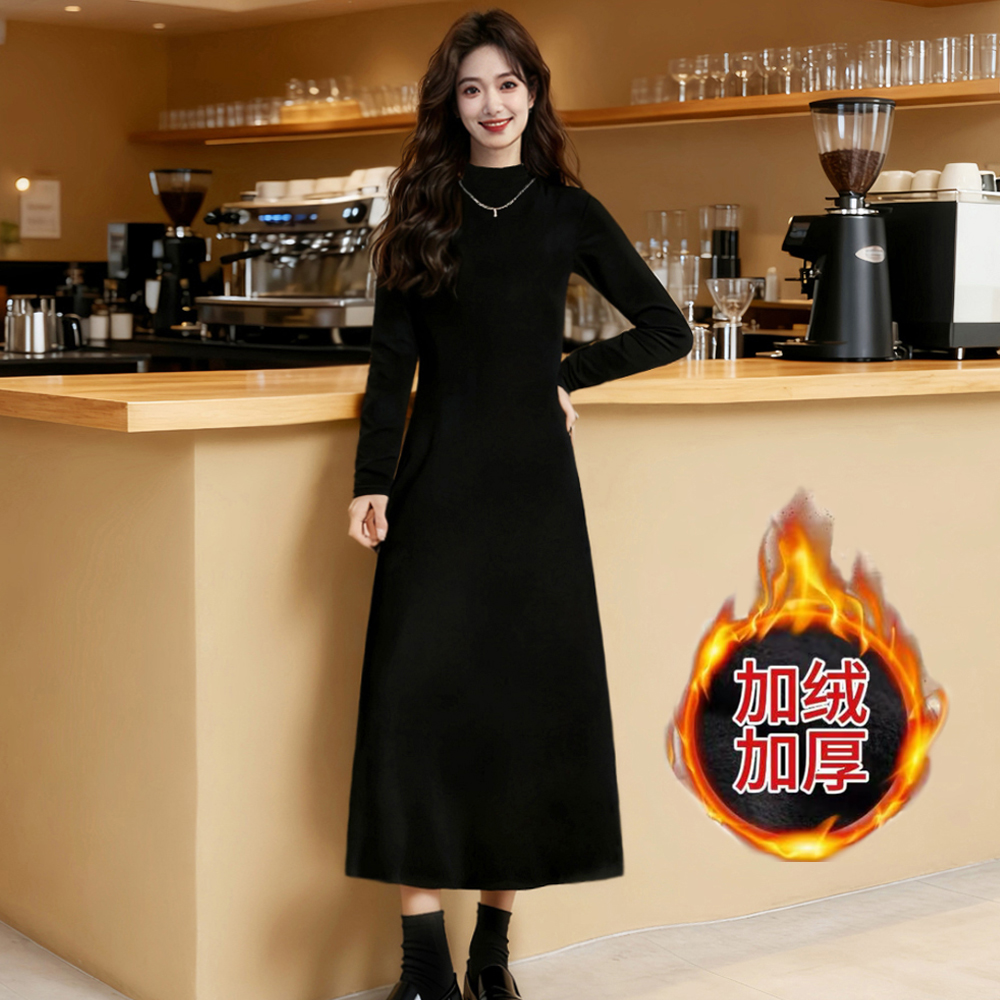 (现货+运费险)高领秋冬长袖黑色连衣裙极简A字长裙显瘦宽松打底裙