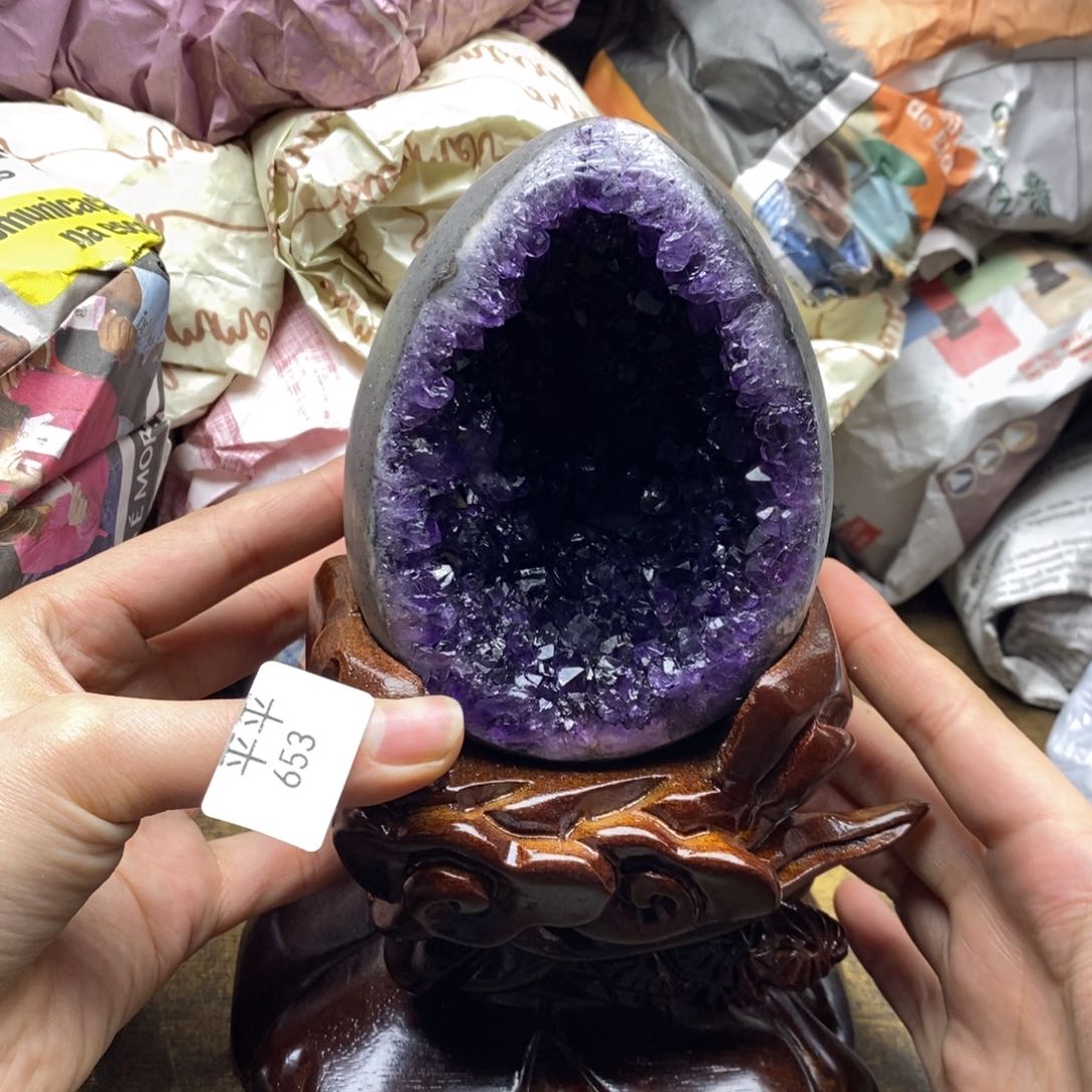 紫晶乌拉圭未镶嵌