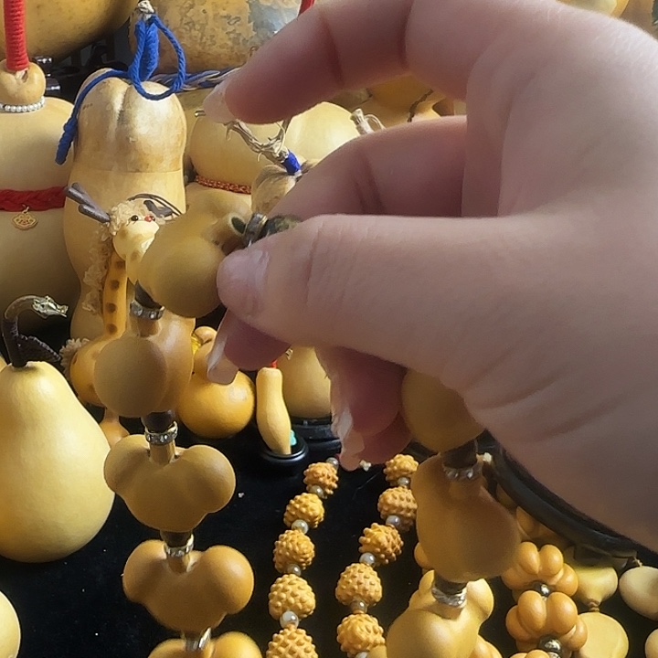 @***皇大叶紫檀（黑酸枝木类）