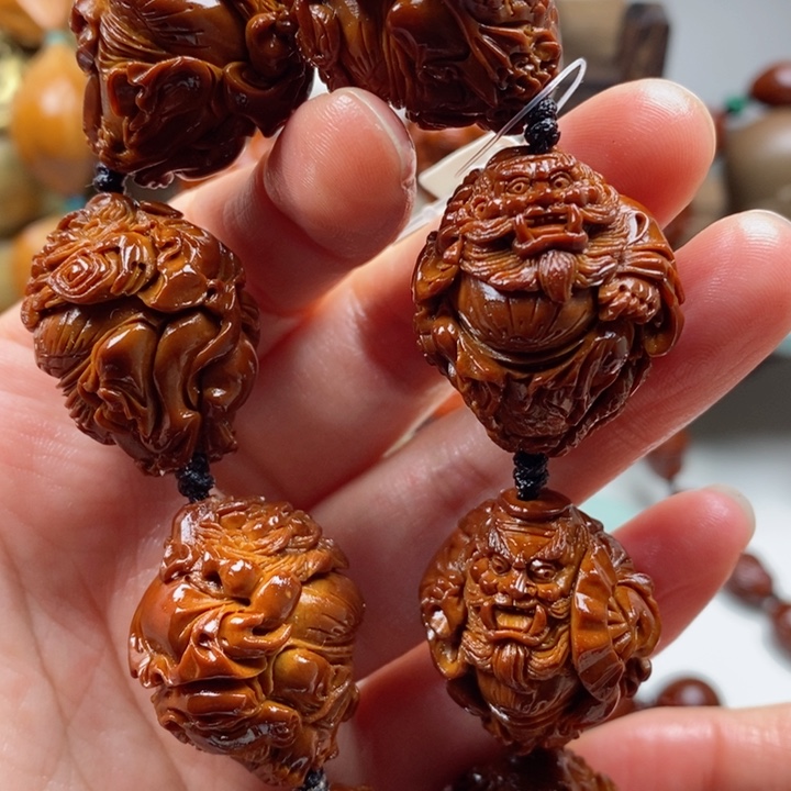 橄榄核吊坠回血回血出